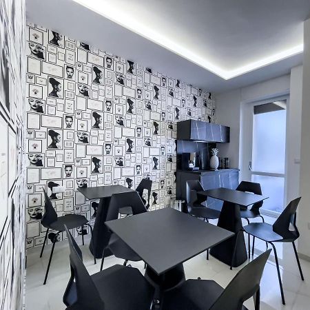 Distinto Suite & Rooms Lecce Buitenkant foto