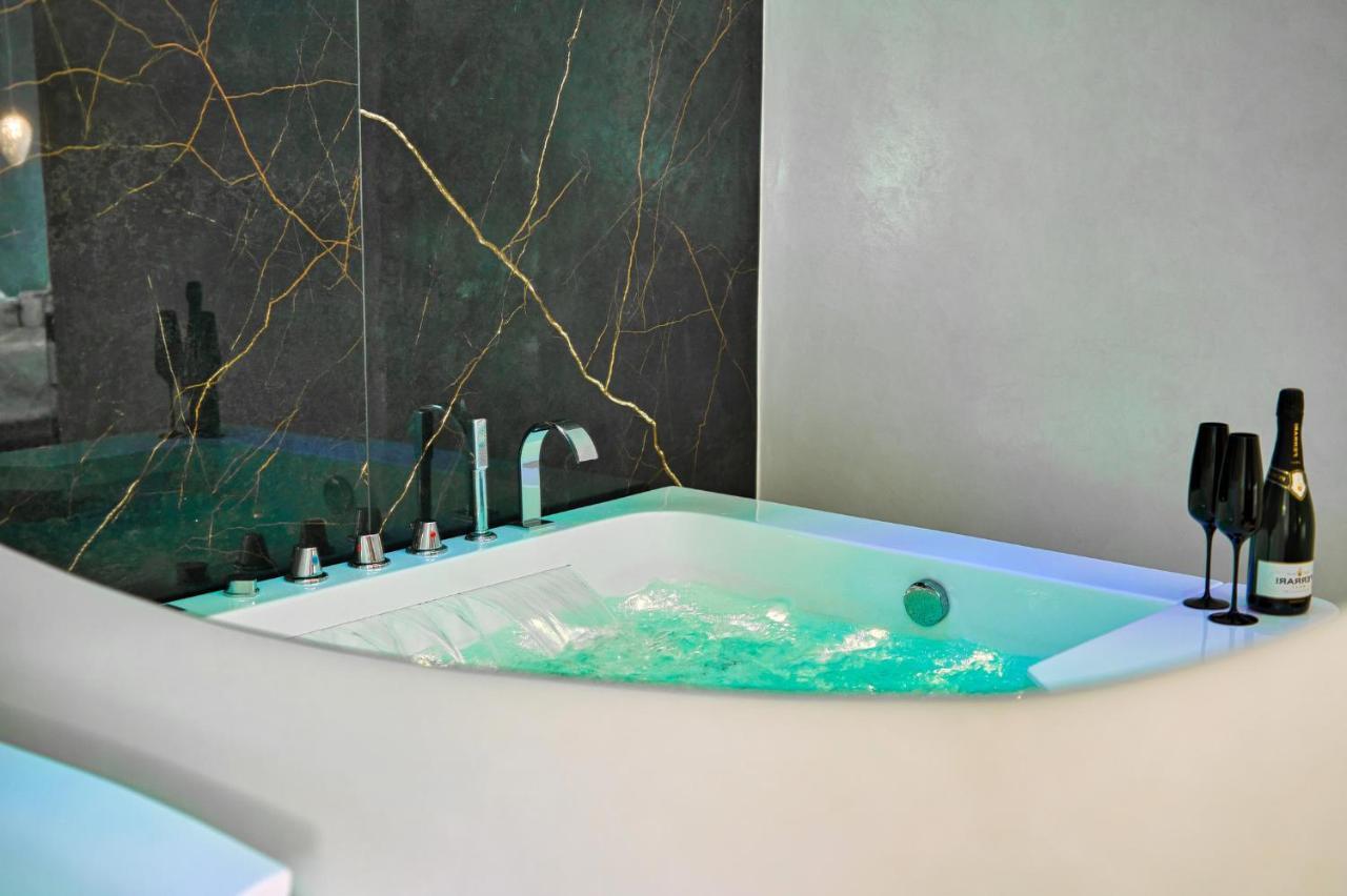 Distinto Suite & Rooms Lecce Buitenkant foto