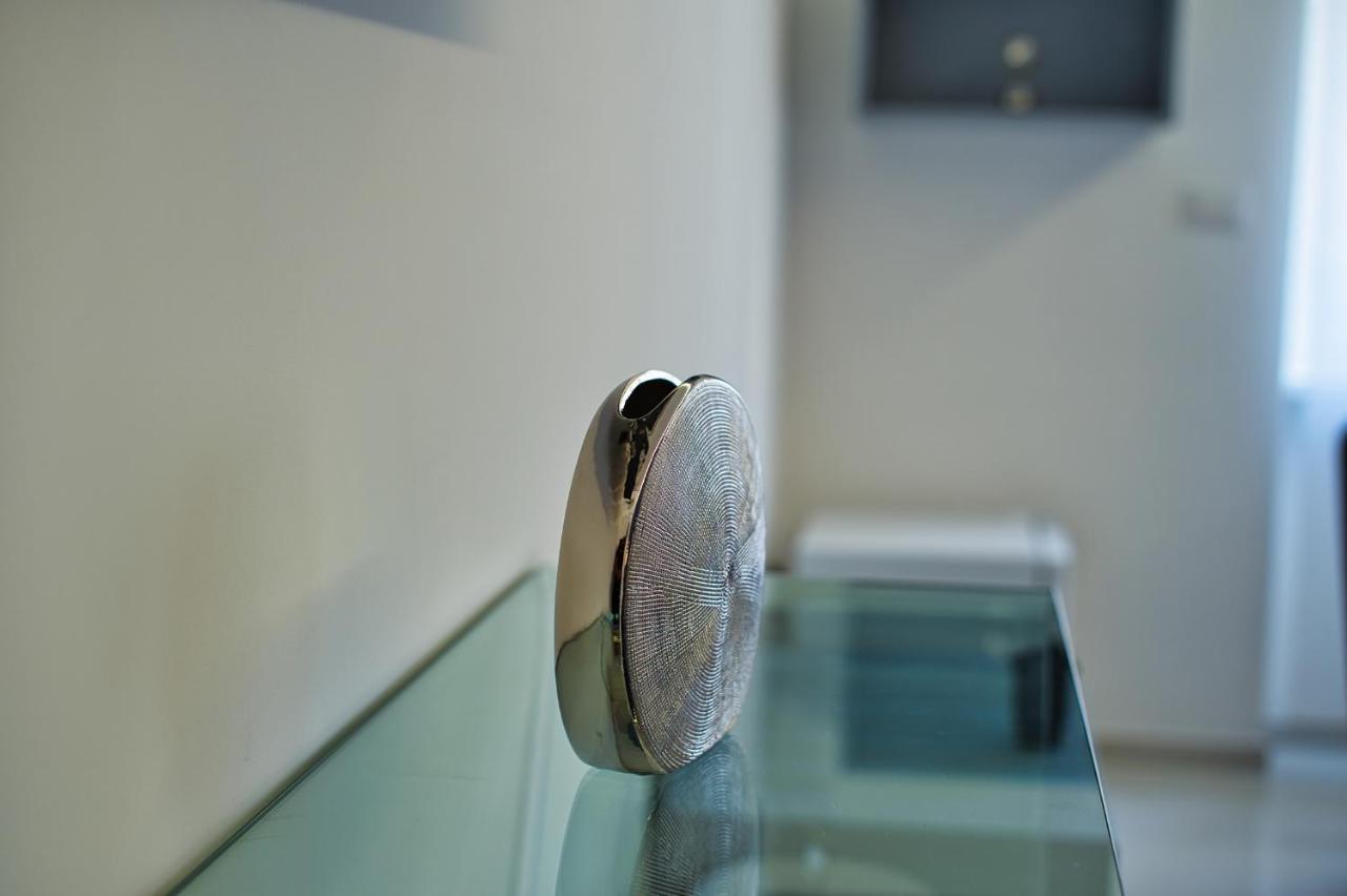 Distinto Suite & Rooms Lecce Buitenkant foto