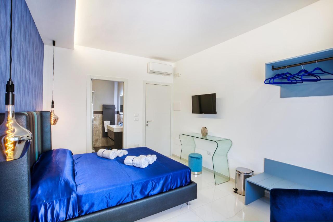Distinto Suite & Rooms Lecce Buitenkant foto